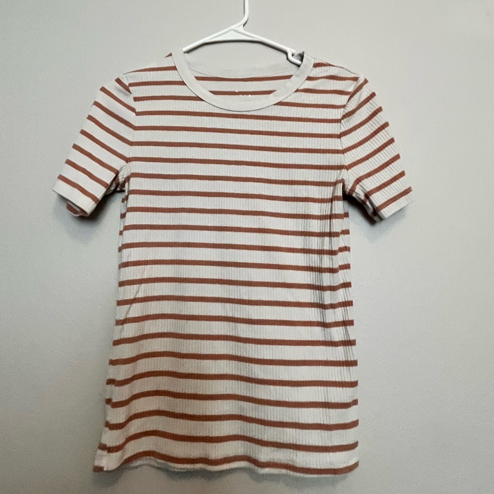 Brand: a new day. Size: small. Color: white and peach